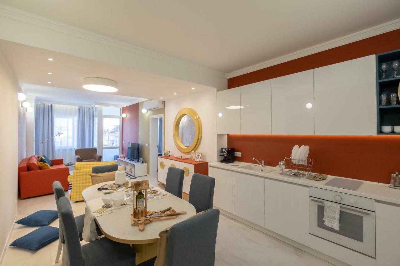 Vitosha Blvd 3-Bedroom, 2-Bathroom Lux Suite Sofia Exterior foto