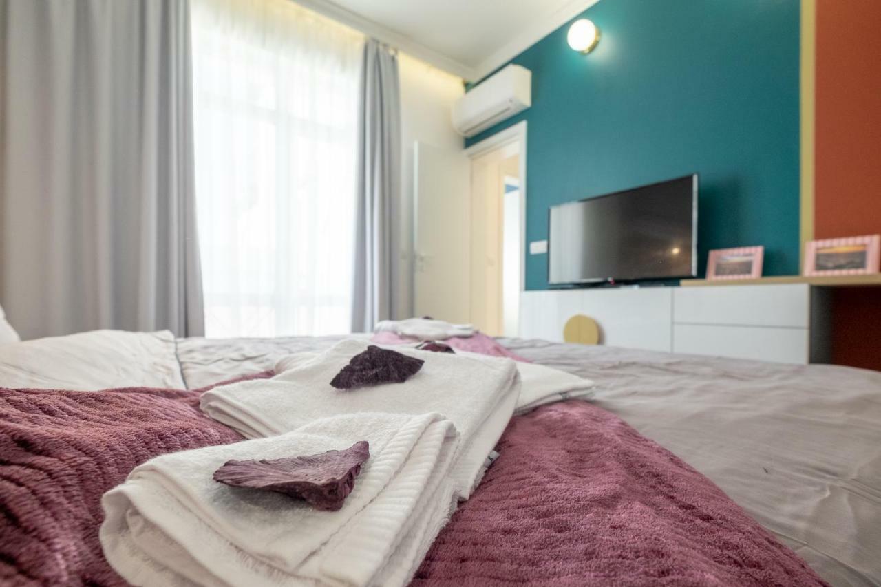 Vitosha Blvd 3-Bedroom, 2-Bathroom Lux Suite Sofia Exterior foto